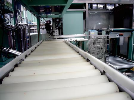 全自动滚筒输送机